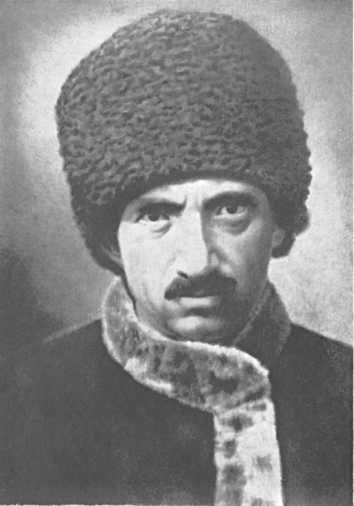 (Bedîüzzaman’ın 1918 tarihinde Rusya esaretinden avdet edip Almanya’ya uğradığı zaman Almanlar tarafından alınmış fotoğrafı.)