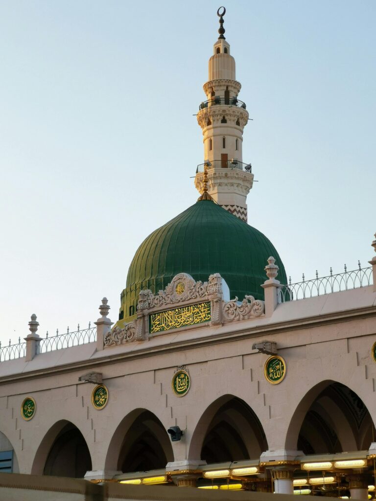 هل يجوز الاحتفال بالمولد النبوي؟ وكيف نحتفل به؟
